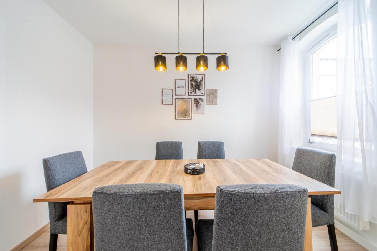 Grosse 3-Zimmer Wohnung - Zentral-Coburg - Kostenloser Parkplatz Exterior foto